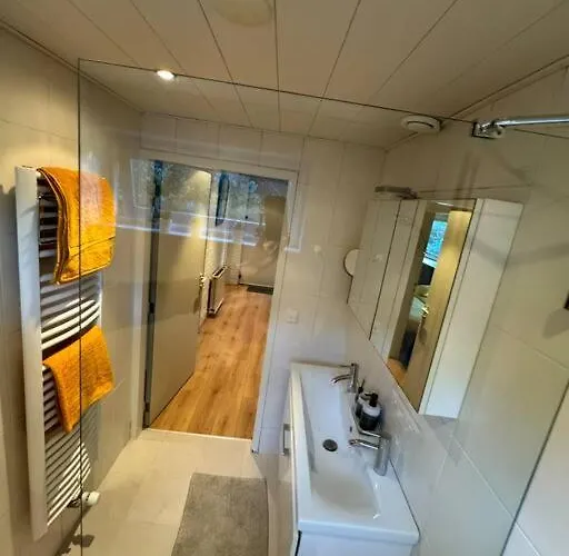 Bosrijke Vakantiewoning 別荘 *