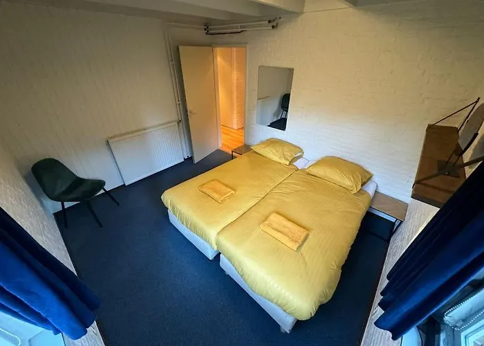 Bosrijke Vakantiewoning ロヘム